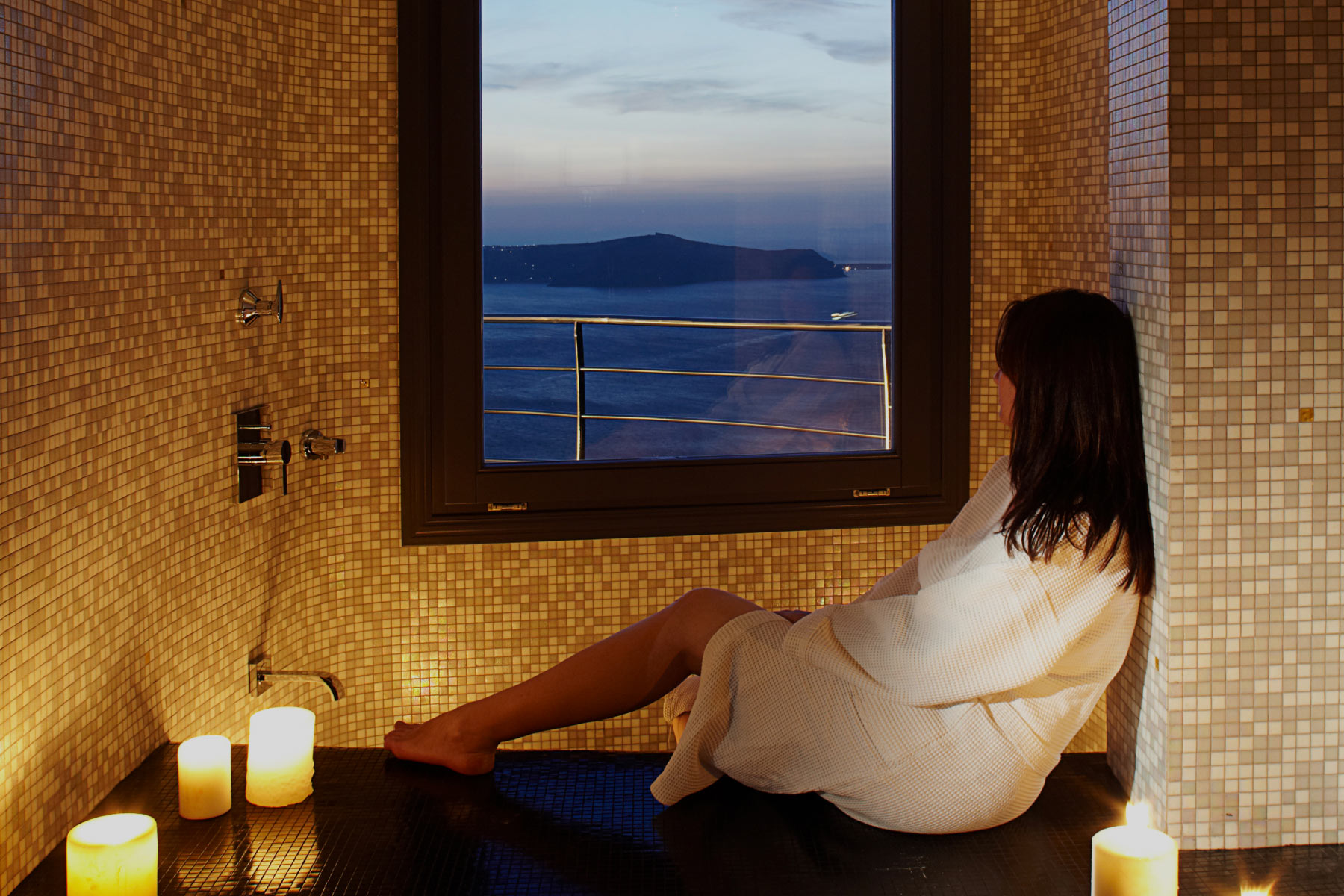 Honeymoon Suite