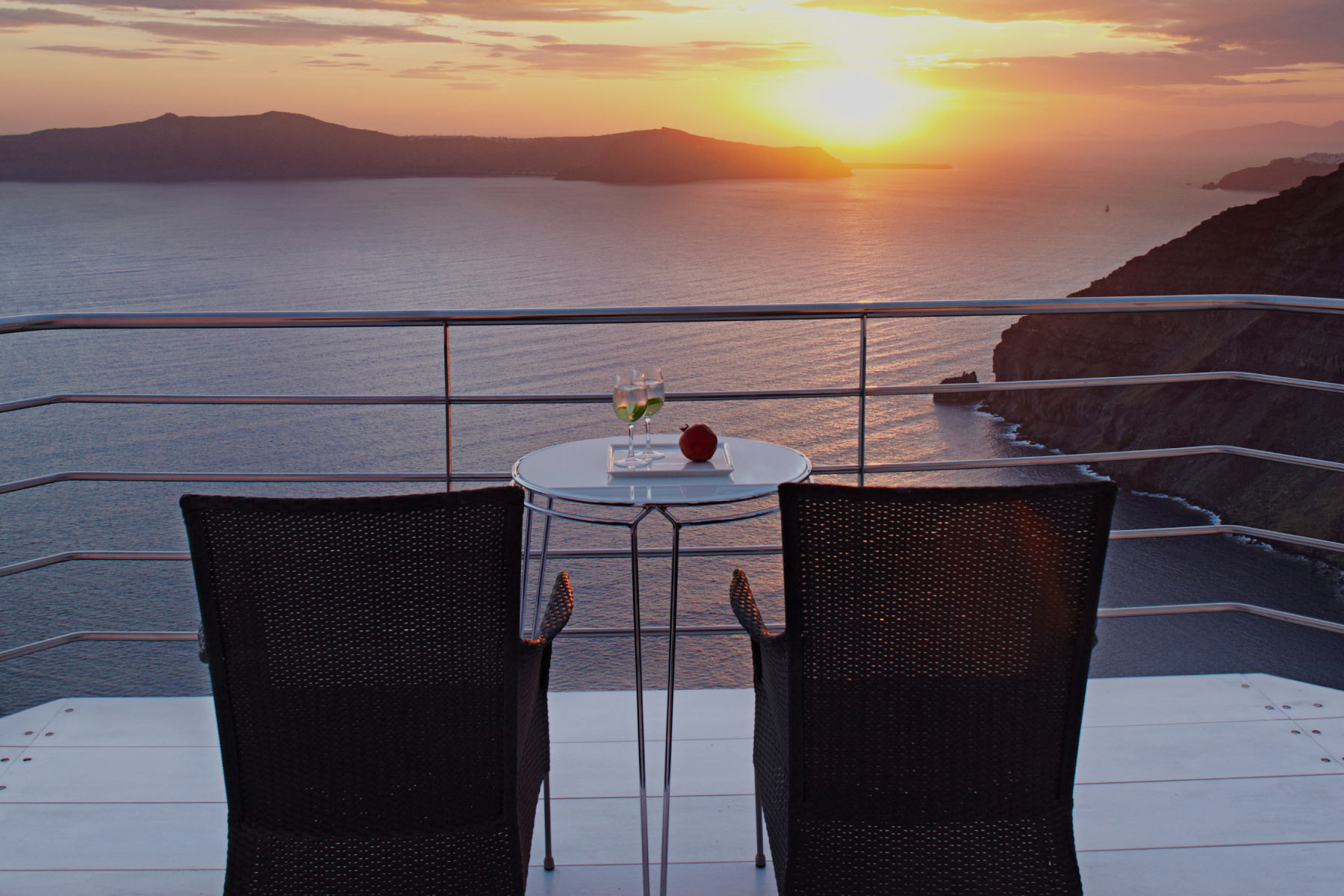 Honeymoon Suite